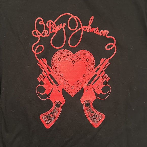 Vintage Hard to Find Betsey Johnson Hearts and Guns Tee - Picture 3 of 5